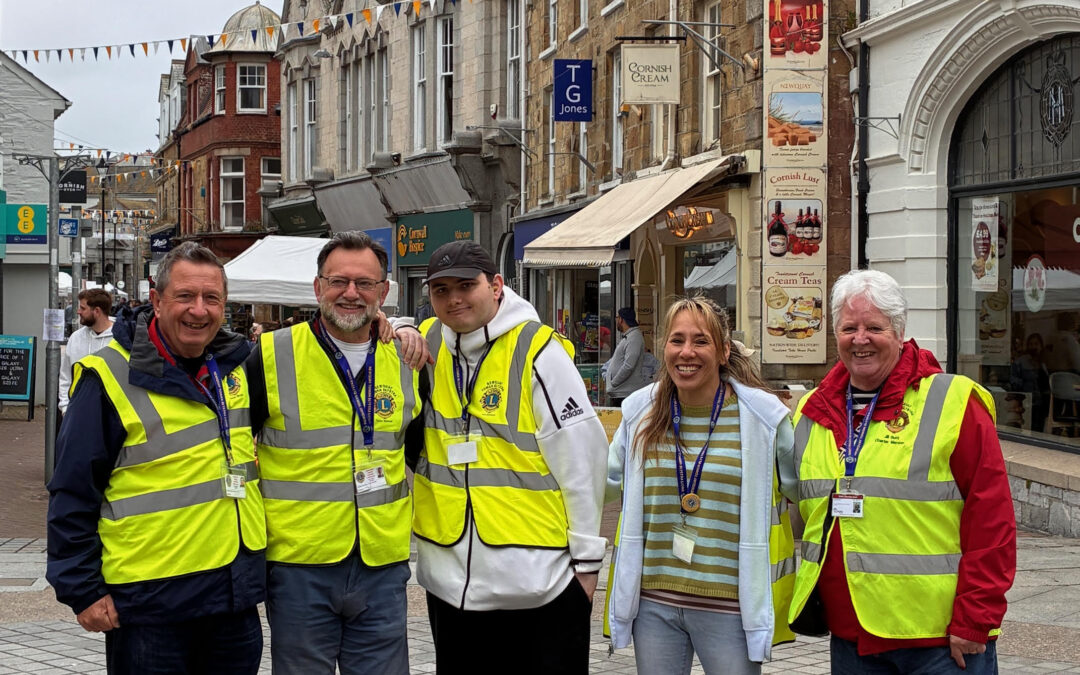 Towan Blystra Lions Help at The Big Mar